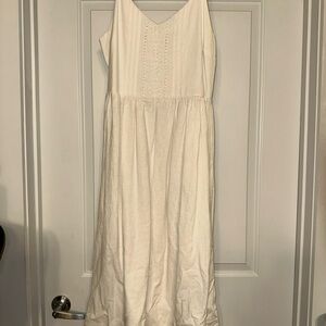 Old Navy Elegant Cream Sleeveless Dress